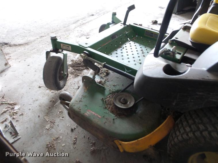 image for item L4326 John Deere 757 ZTR lawn mower