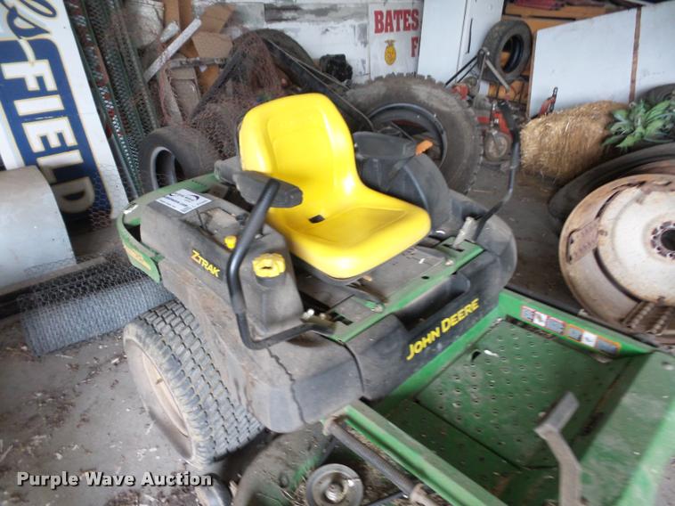 image for item L4326 John Deere 757 ZTR lawn mower