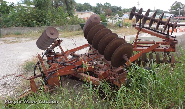 image for item L4336 International 475 disk