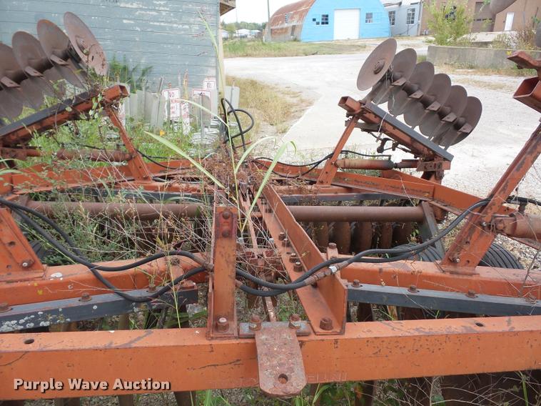 image for item L4336 International 475 disk