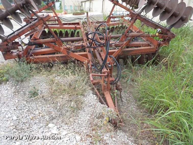 image for item L4336 International 475 disk