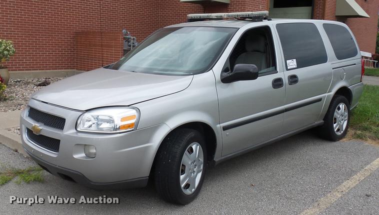 image for item L7119 2008 Chevrolet Uplander van