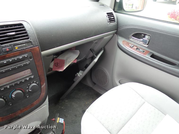 image for item L7119 2008 Chevrolet Uplander van