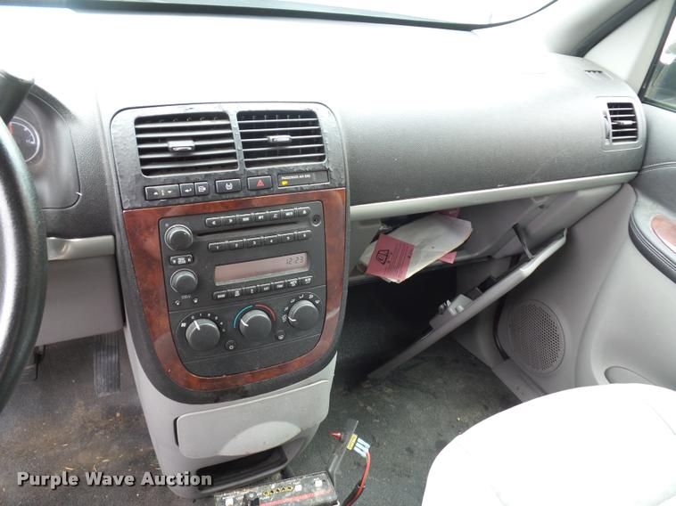 image for item L7119 2008 Chevrolet Uplander van