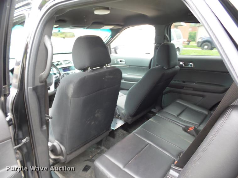 image for item L7120 2013 Ford Explorer Police Interceptor Utility SUV
