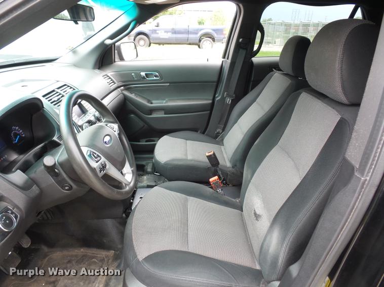 image for item L7120 2013 Ford Explorer Police Interceptor Utility SUV
