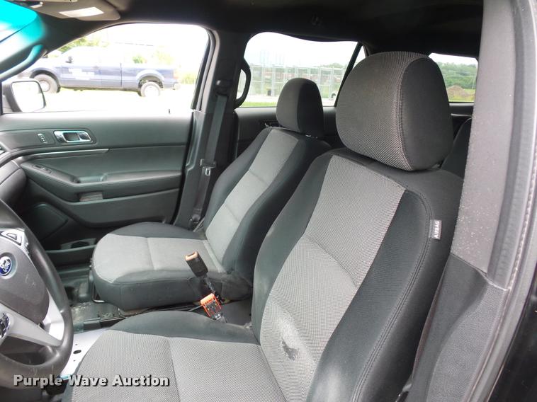 image for item L7120 2013 Ford Explorer Police Interceptor Utility SUV