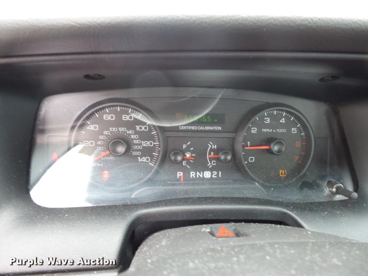 image for item L7121 2008 Ford Crown Victoria Police Interceptor