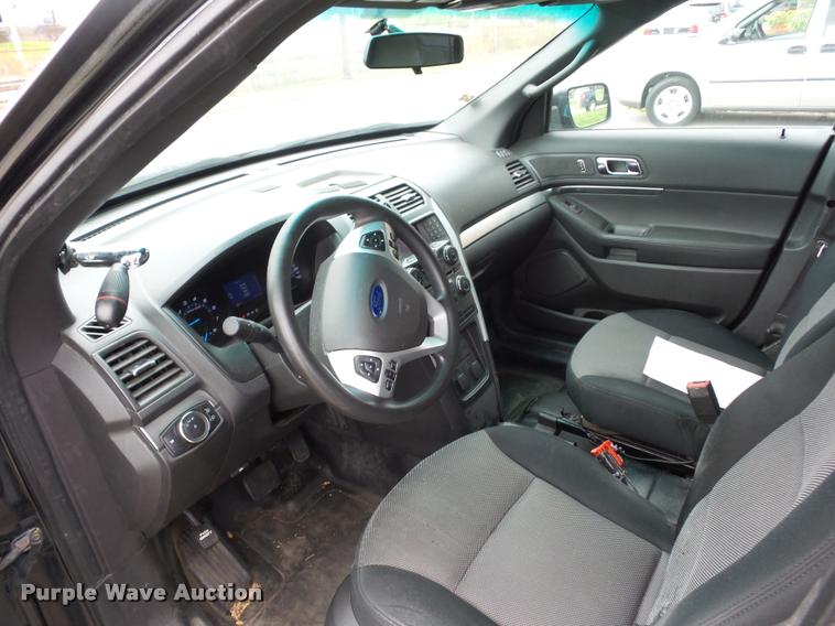 image for item L7123 2013 Ford Explorer Police Interceptor Utility SUV