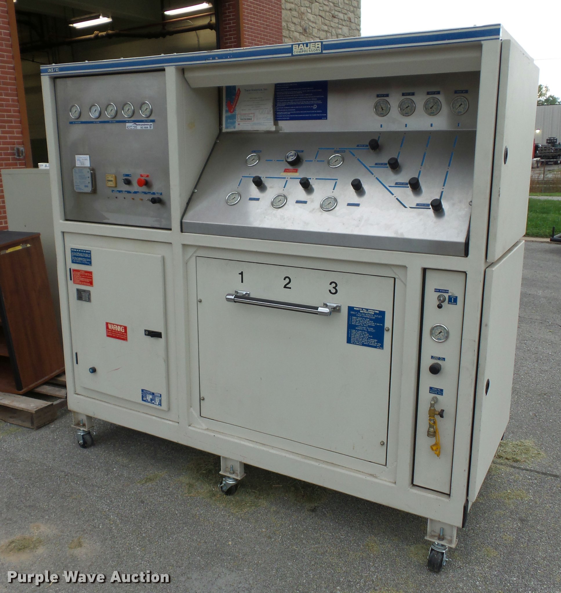 Bauer compressors P5 compressed air filling station in North Kansas