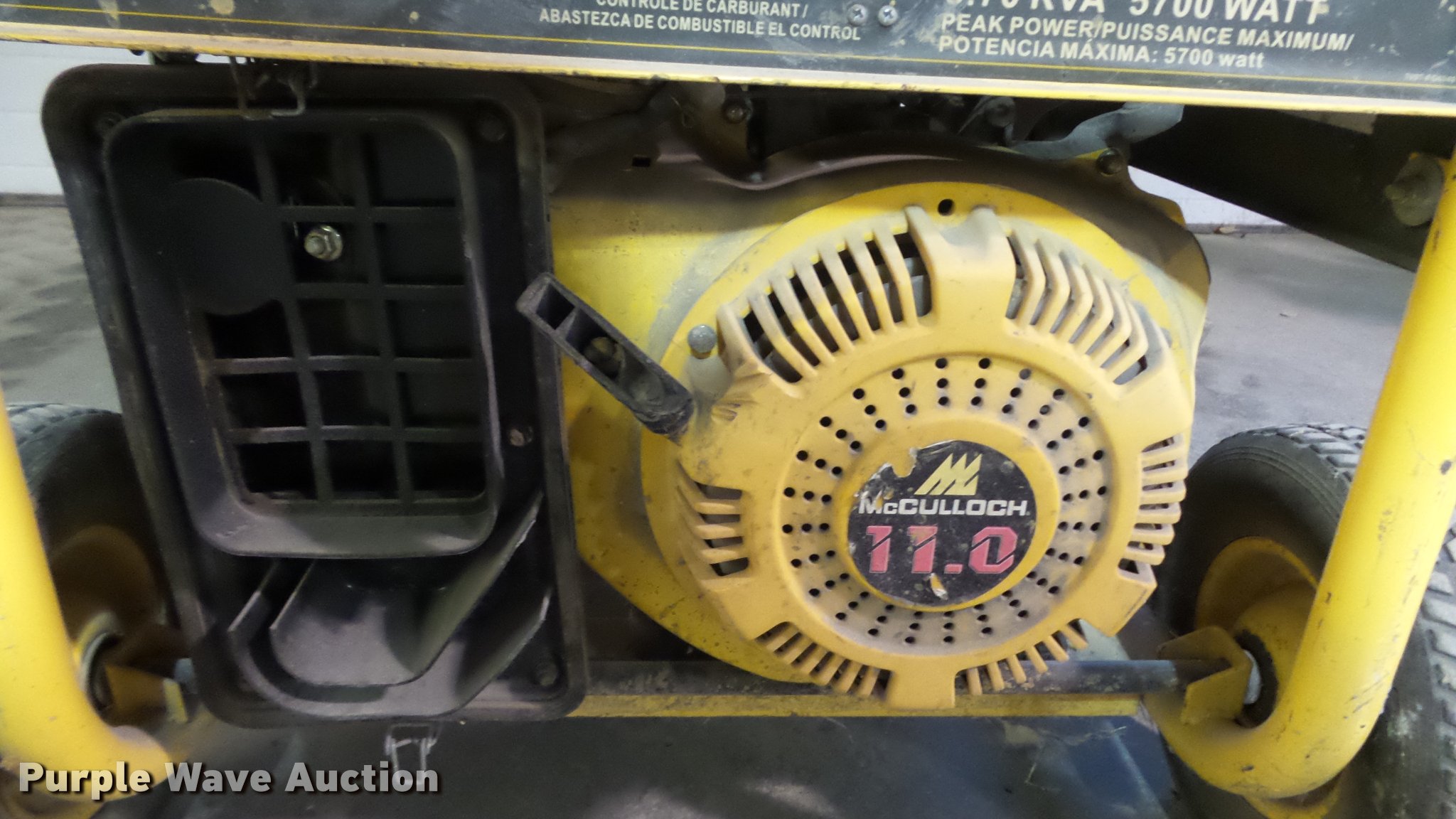 Mcculloch 5700 generator in Atchison, KS Item BP9336 sold Purple Wave