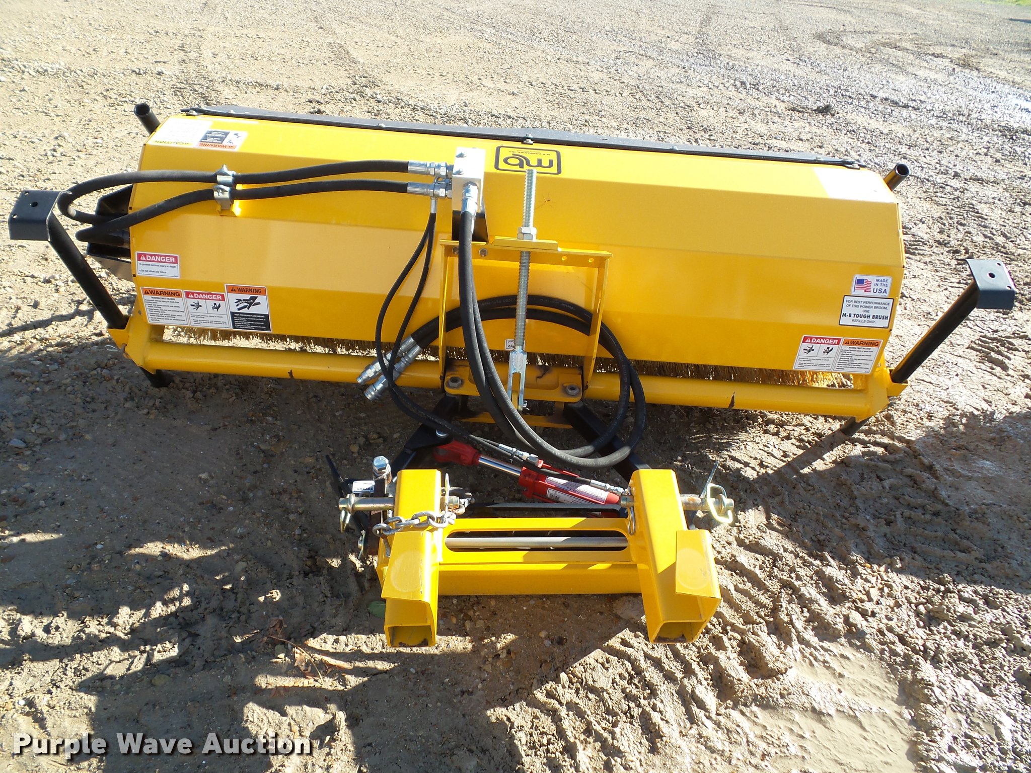 MB power broom in Salina, KS Item BP9444 sold Purple Wave