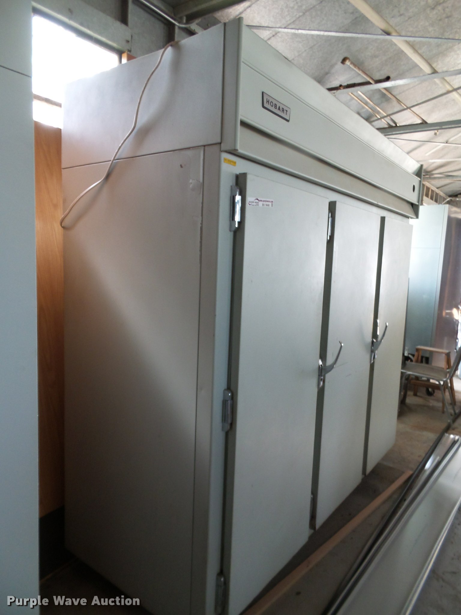 Hobart refrigerator in Lawrence, KS Item BV9448 sold Purple Wave