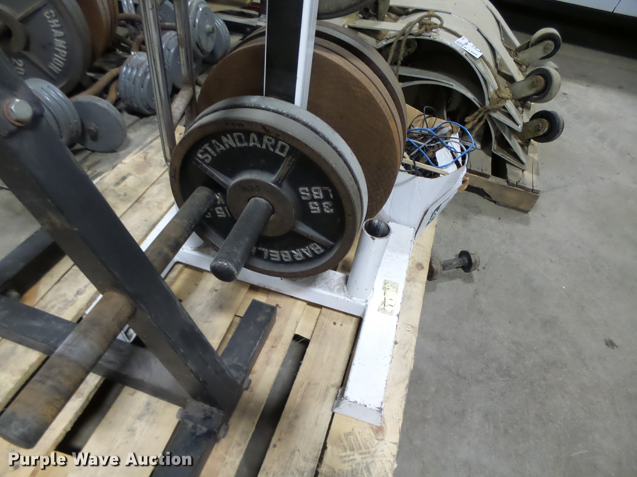 Exercise equipment in Des Moines, IA Item K1372 sold Purple Wave