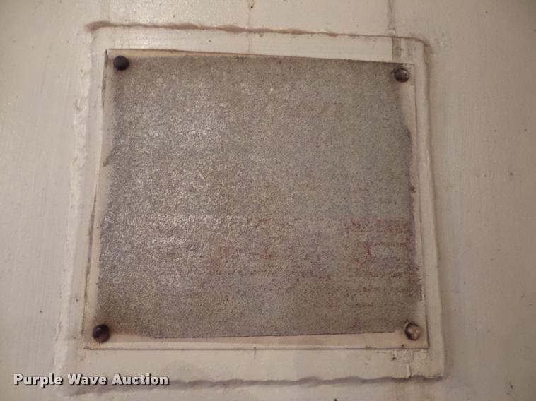 image for item DA4758 1981 Palmer steel tank