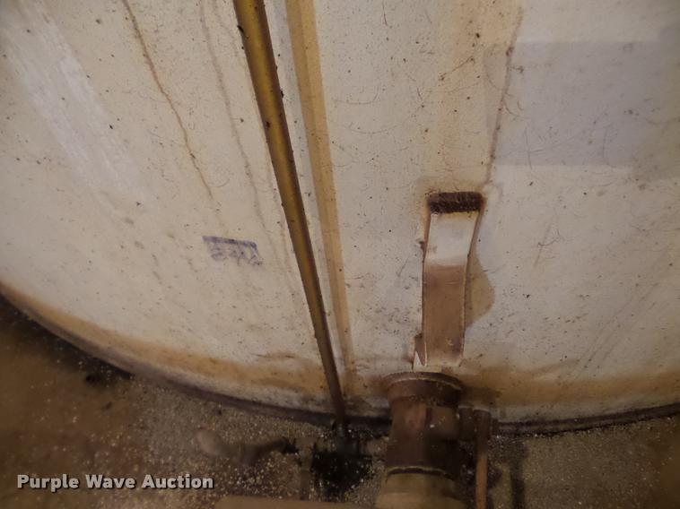 image for item DA4759 1981 Palmer steel tank