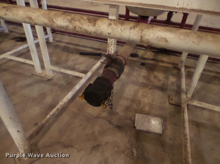 image for item DA4761 Vertical fertilizer poly tank