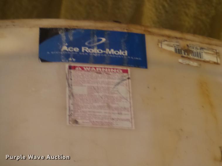 image for item DA4763 Vertical fertilizer poly tank