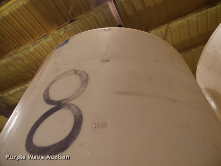 image for item DA4767 Fertilizer cone bottom tank