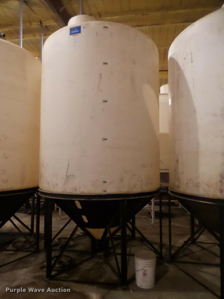 image for item DA4768 Fertilizer cone bottom tank