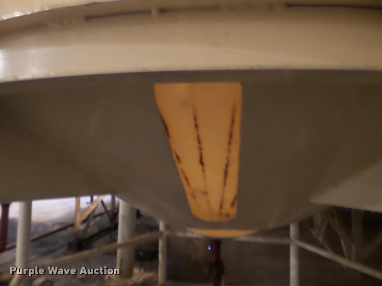 image for item DA4771 Fertilizer cone bottom tank