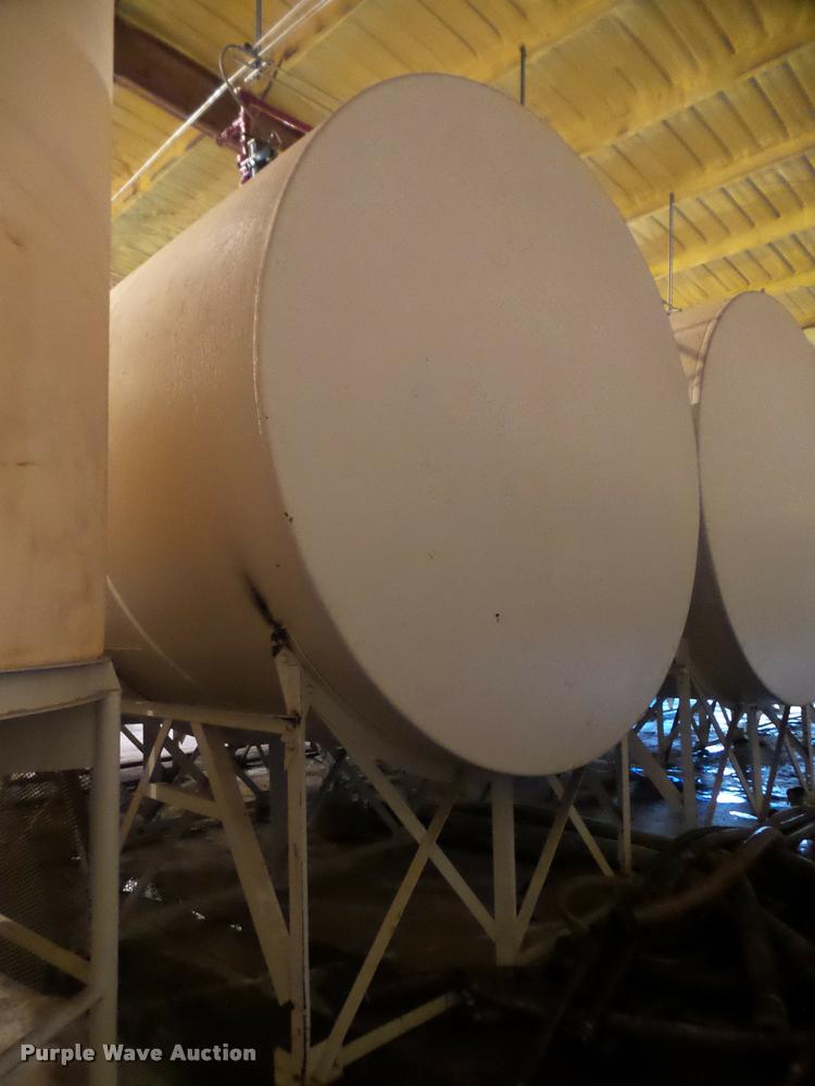 image for item DA4772 Standard Steel Works steel tank