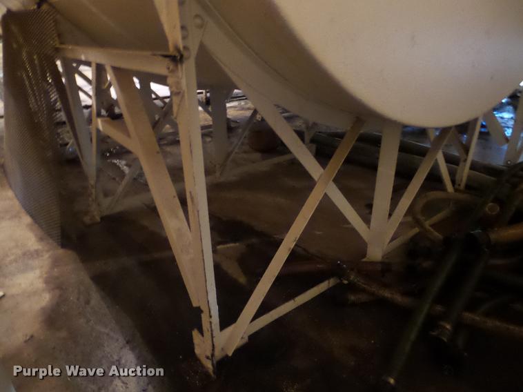 image for item DA4772 Standard Steel Works steel tank