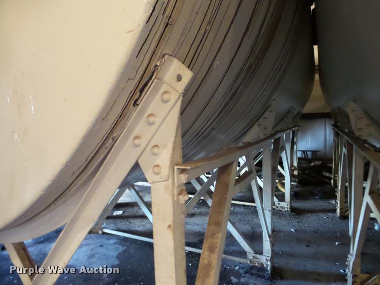 image for item DA4775 Standard Steel Works steel tank