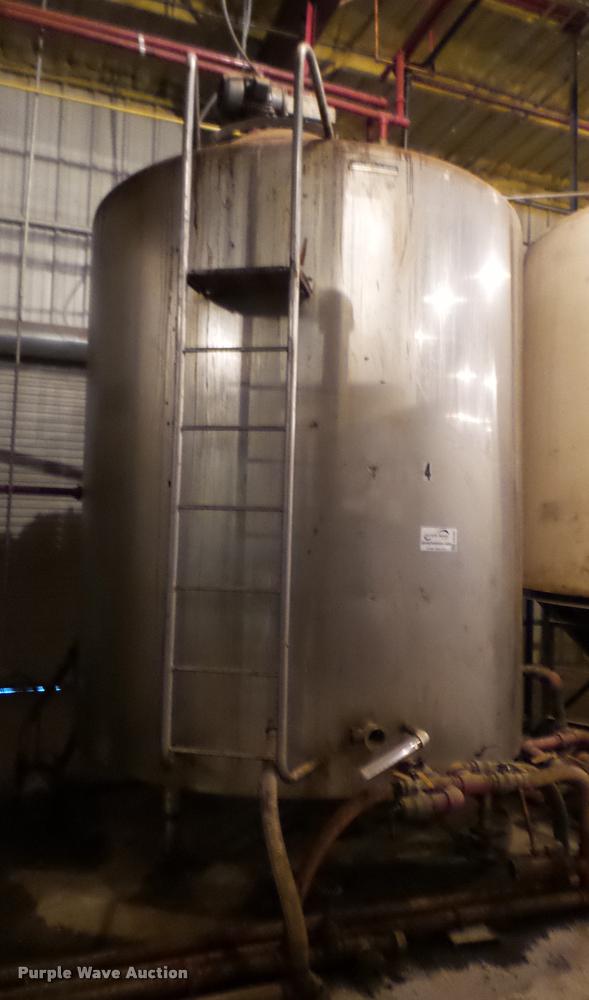 image for item DA4781 Mueller vertical steel tank