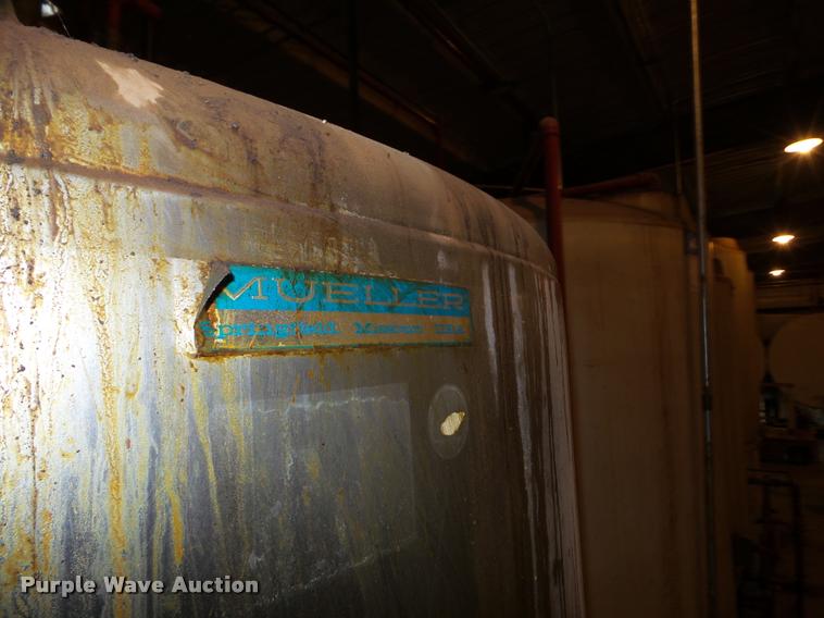 image for item DA4781 Mueller vertical steel tank