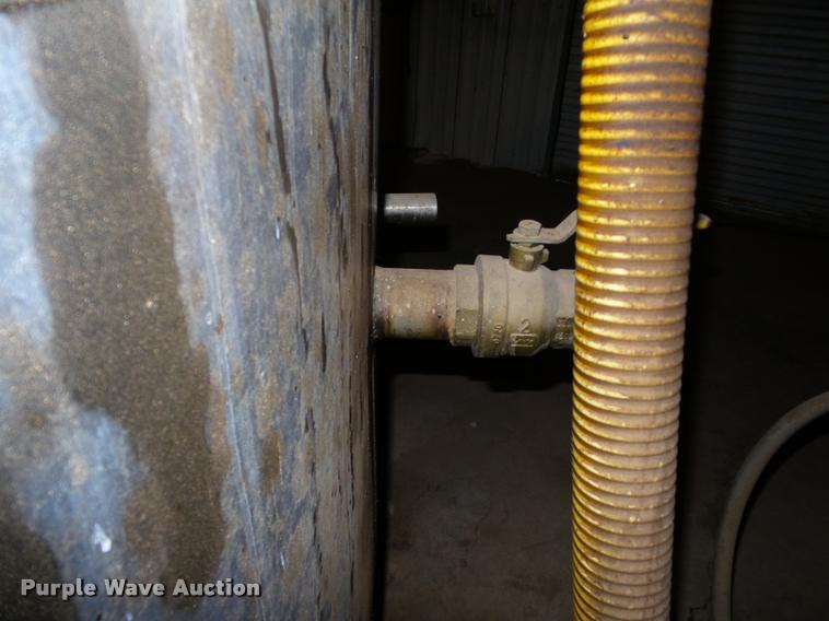 image for item DA4782 Mueller vertical steel tank