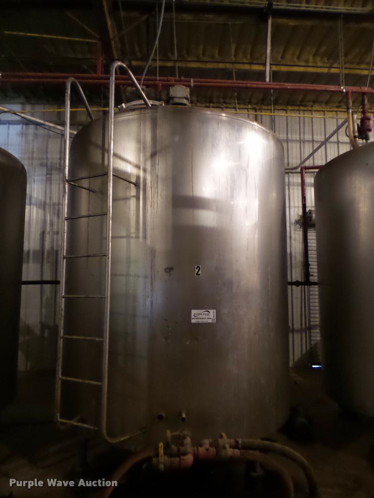image for item DA4783 Mueller vertical steel tank