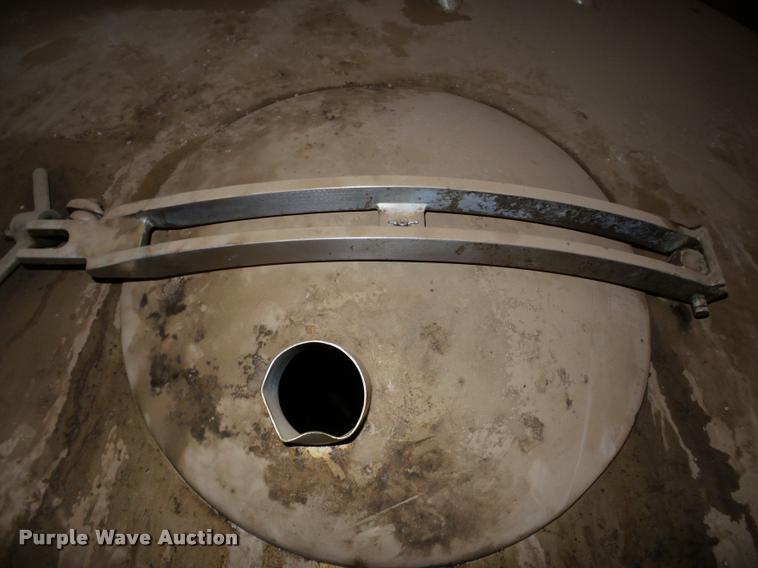 image for item DA4783 Mueller vertical steel tank