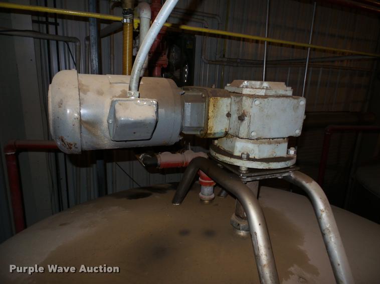 image for item DA4783 Mueller vertical steel tank