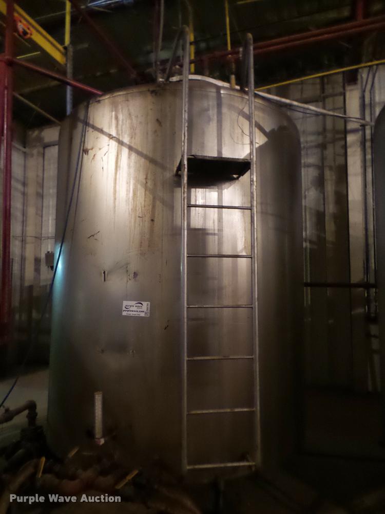 image for item DA4784 Mueller vertical steel tank