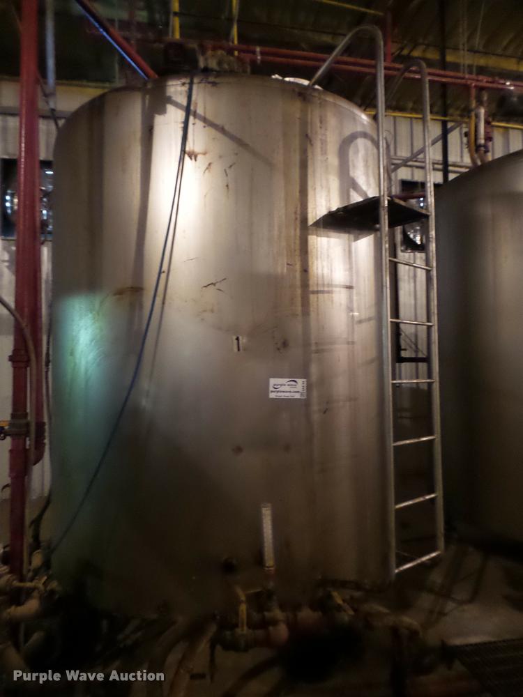 image for item DA4784 Mueller vertical steel tank