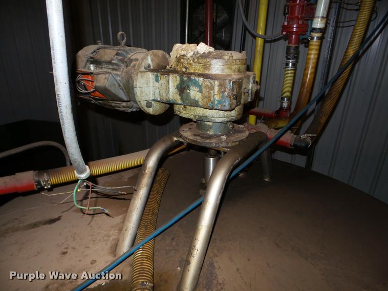 image for item DA4784 Mueller vertical steel tank