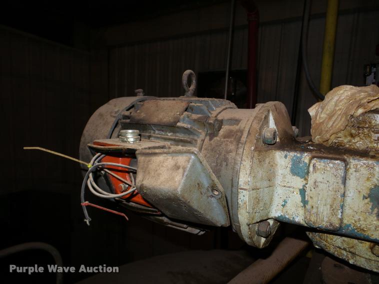 image for item DA4784 Mueller vertical steel tank