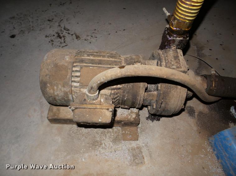 image for item DA4784 Mueller vertical steel tank