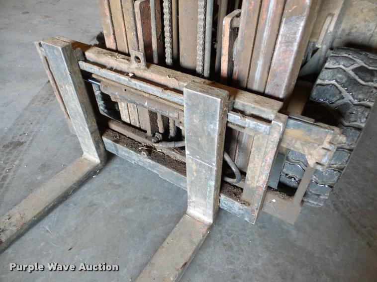 image for item DA4808 Nissan 35 forklift