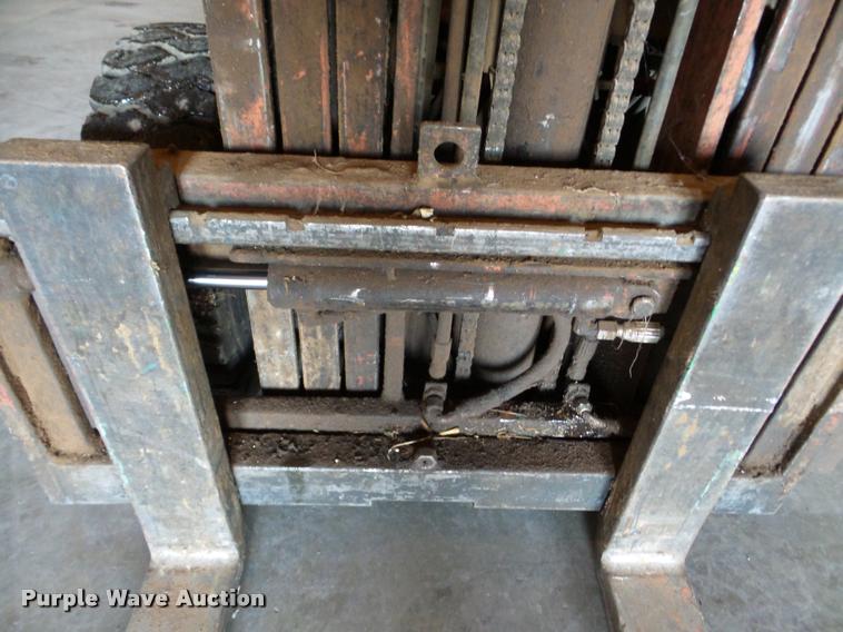 image for item DA4808 Nissan 35 forklift