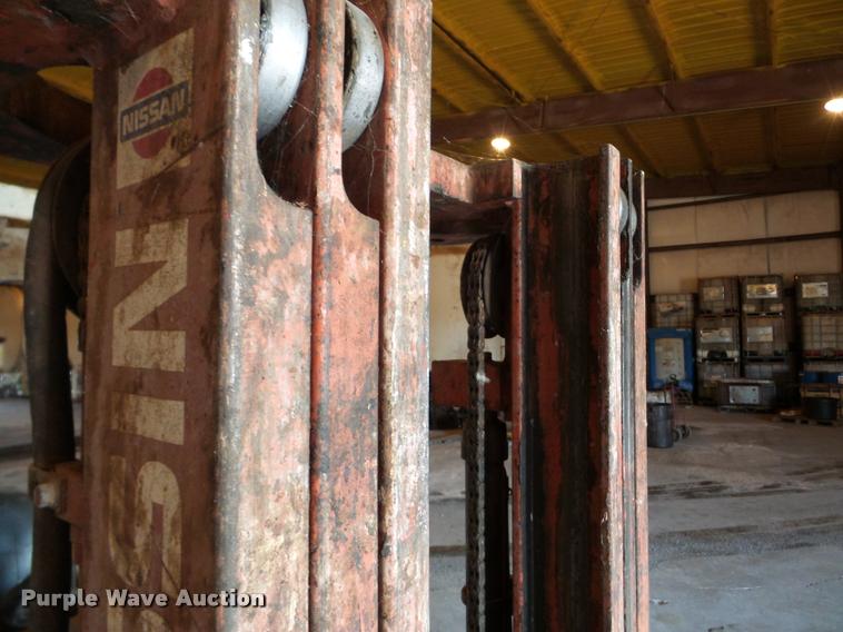 image for item DA4808 Nissan 35 forklift