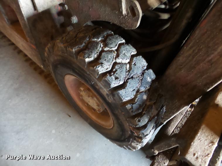 image for item DA4808 Nissan 35 forklift