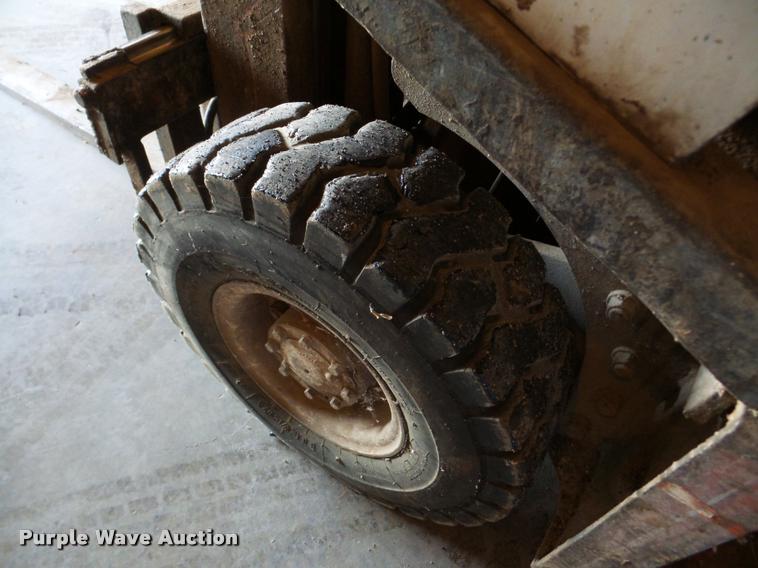 image for item DA4808 Nissan 35 forklift