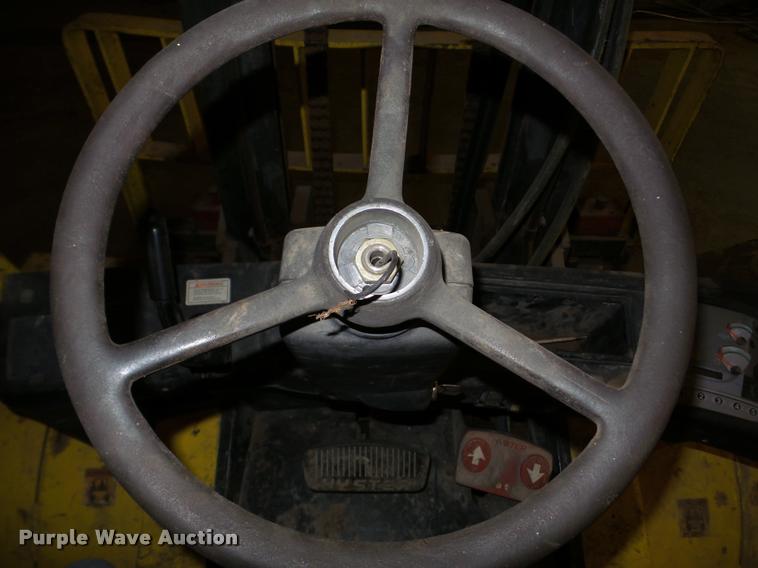 image for item DA4821 Hyster 100 forklift