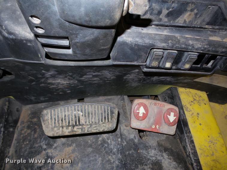 image for item DA4821 Hyster 100 forklift