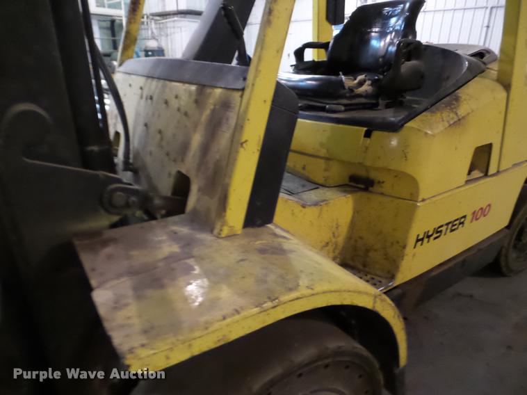 image for item DA4821 Hyster 100 forklift