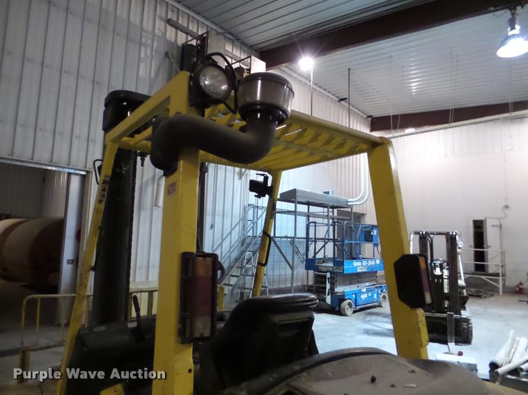 image for item DA4821 Hyster 100 forklift