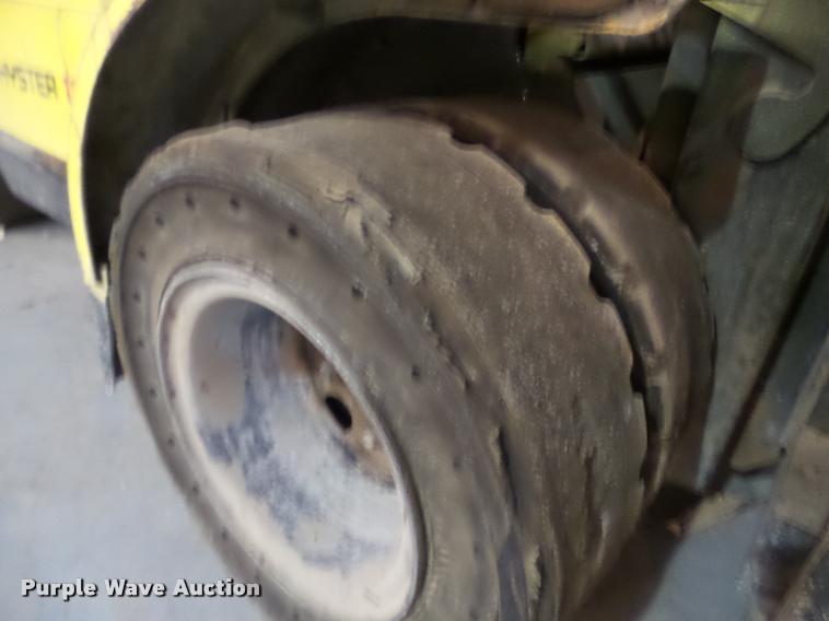 image for item DA4821 Hyster 100 forklift