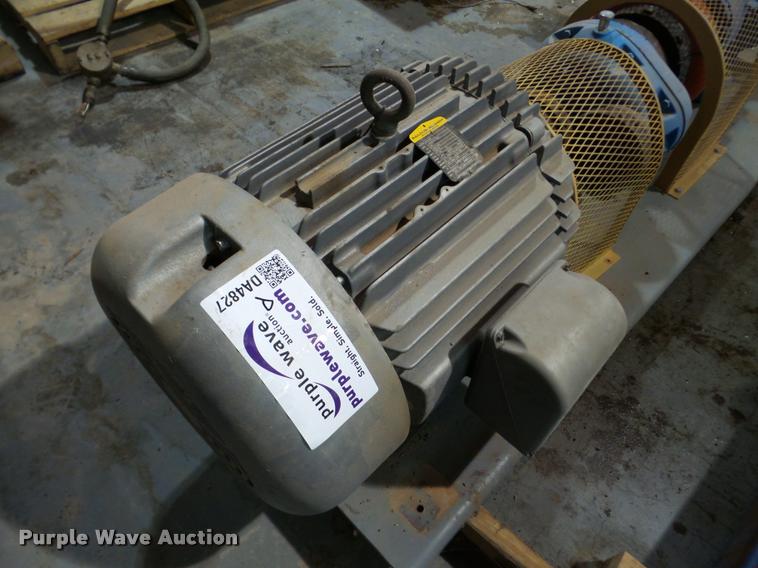 image for item DA4827 Viking QS4124A pump